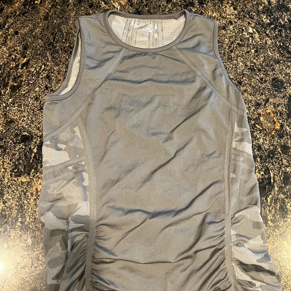 Athleta tank